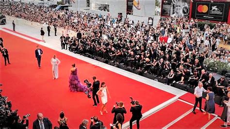 Mostra del Cinema di Venezia: lavoro per diplomati .